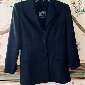 NWOT Burberrys’ of London navy wool pinstripe jkt